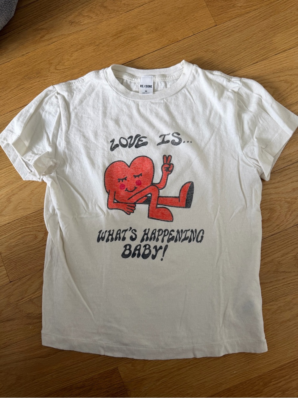 Re/Done White Short Sleeve Graphic Tee with Red Heart Character